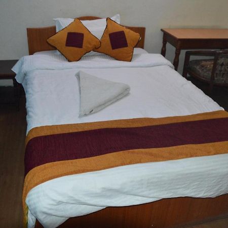 Kings Land Hotel Kathmandu Exteriör bild
