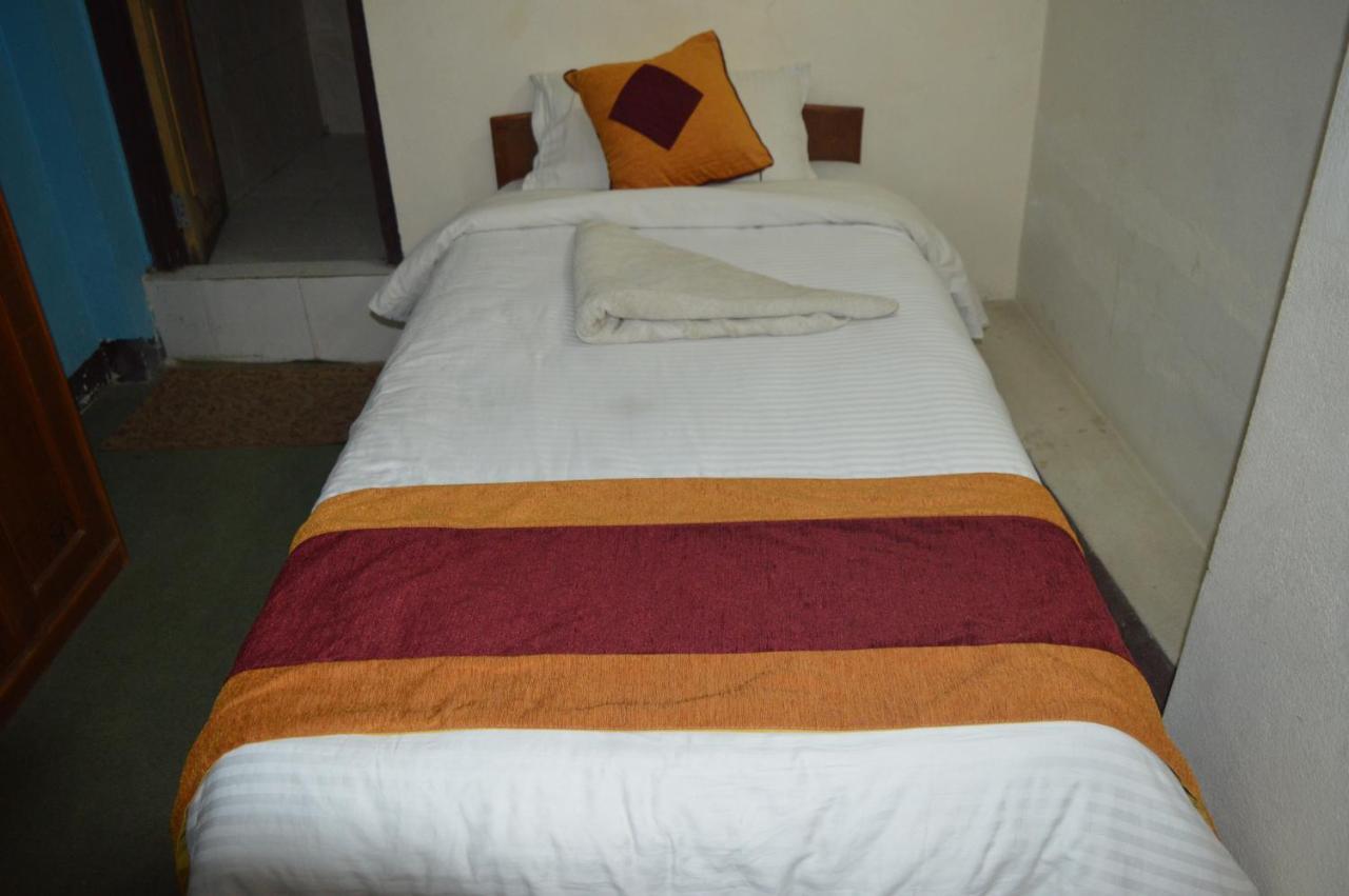 Kings Land Hotel Kathmandu Exteriör bild